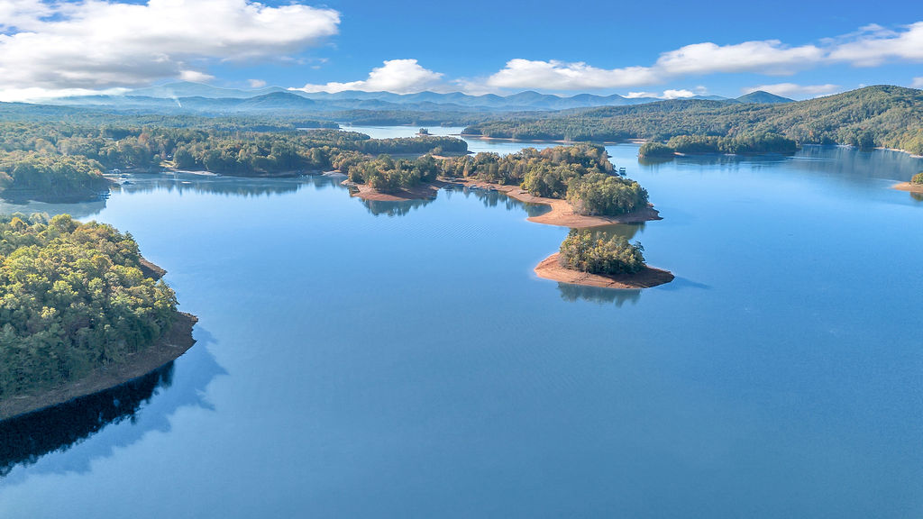 How Many Lakes Are In The United States