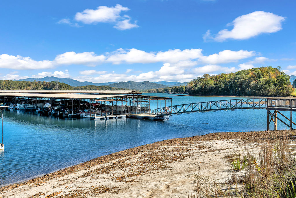 What's The Biggest Lake In America (2)