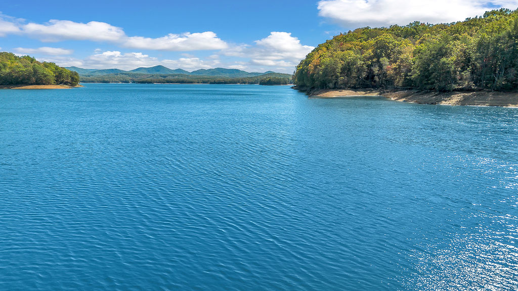 Which Lake Is The Largest Of The Great Lakes